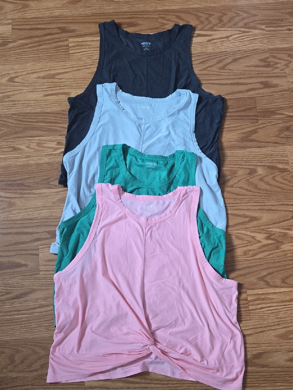 Lot Of 4 - Old Navy Women's Tank Tops